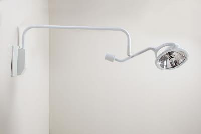 Image LAMPE CHIRURGIE ATTACHE MURALE